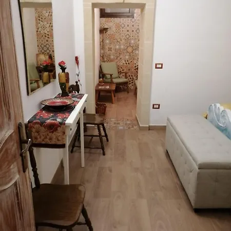 Donna Sandra * Gravina in Puglia